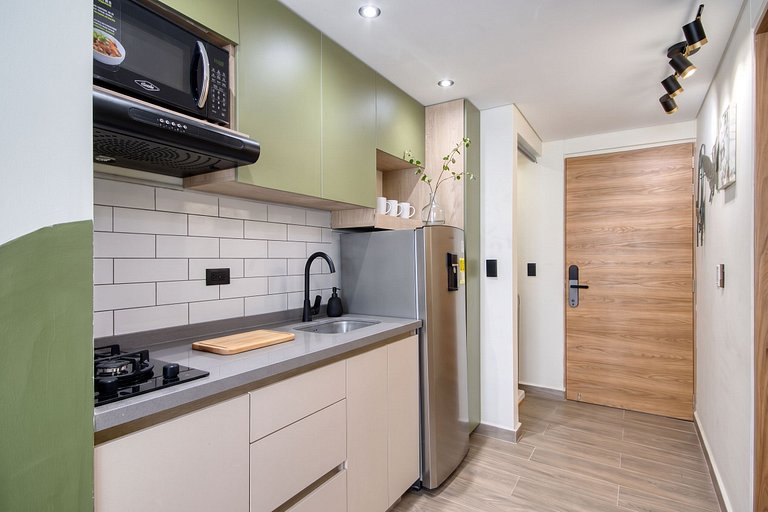 V306 | Loft c/ Balcón + Piscina + Seg 24/7