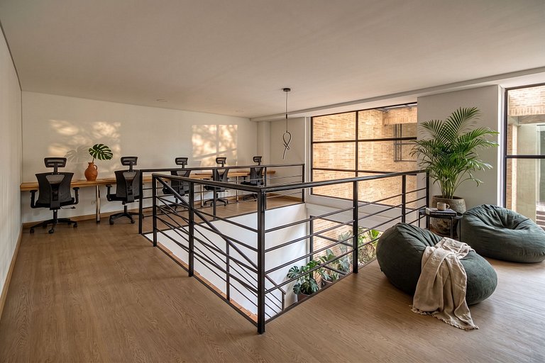 V306 | Loft c/ Balcón + Piscina + Seg 24/7