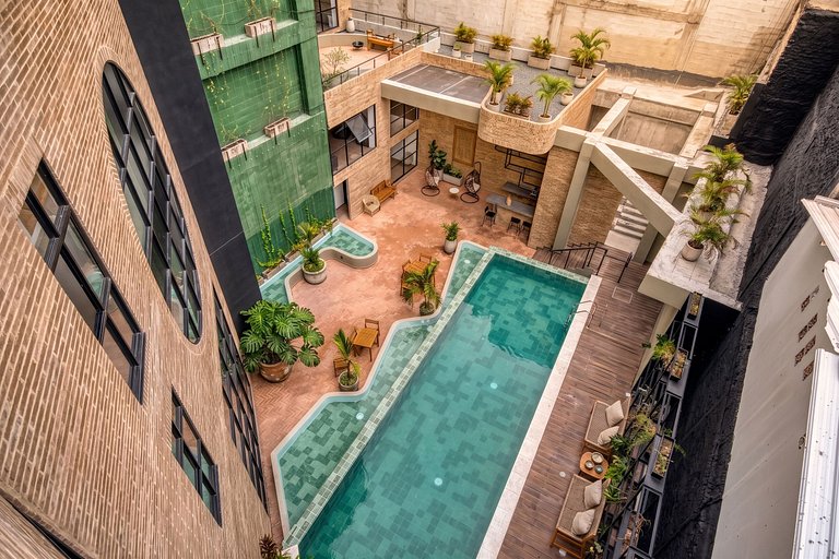 V306 | Loft c/ Balcón + Piscina + Seg 24/7
