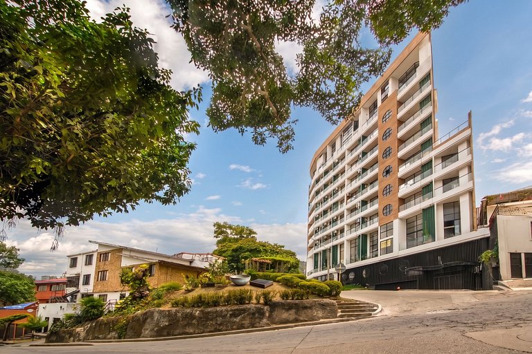 V306 | Loft c/ Balcón + Piscina + Seg 24/7
